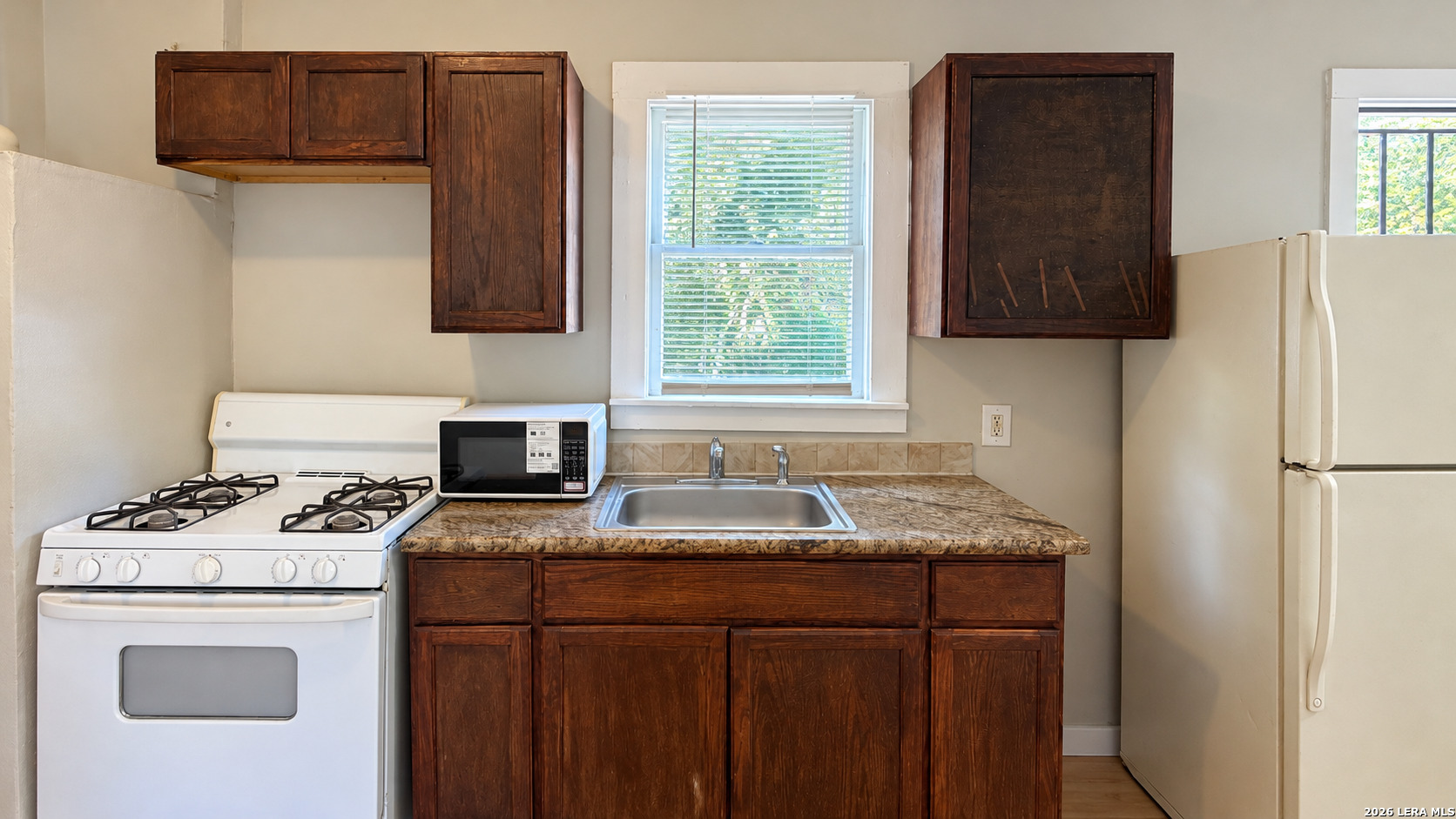 413 N Hackberry San Antonio TX 78202