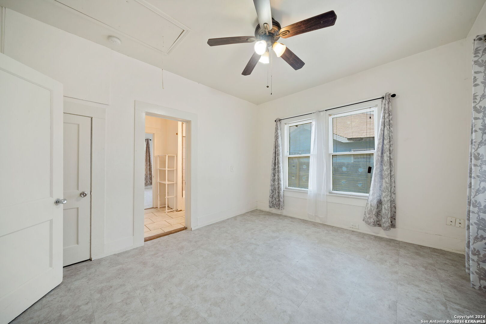 906 S Gevers Street San Antonio TX 78210