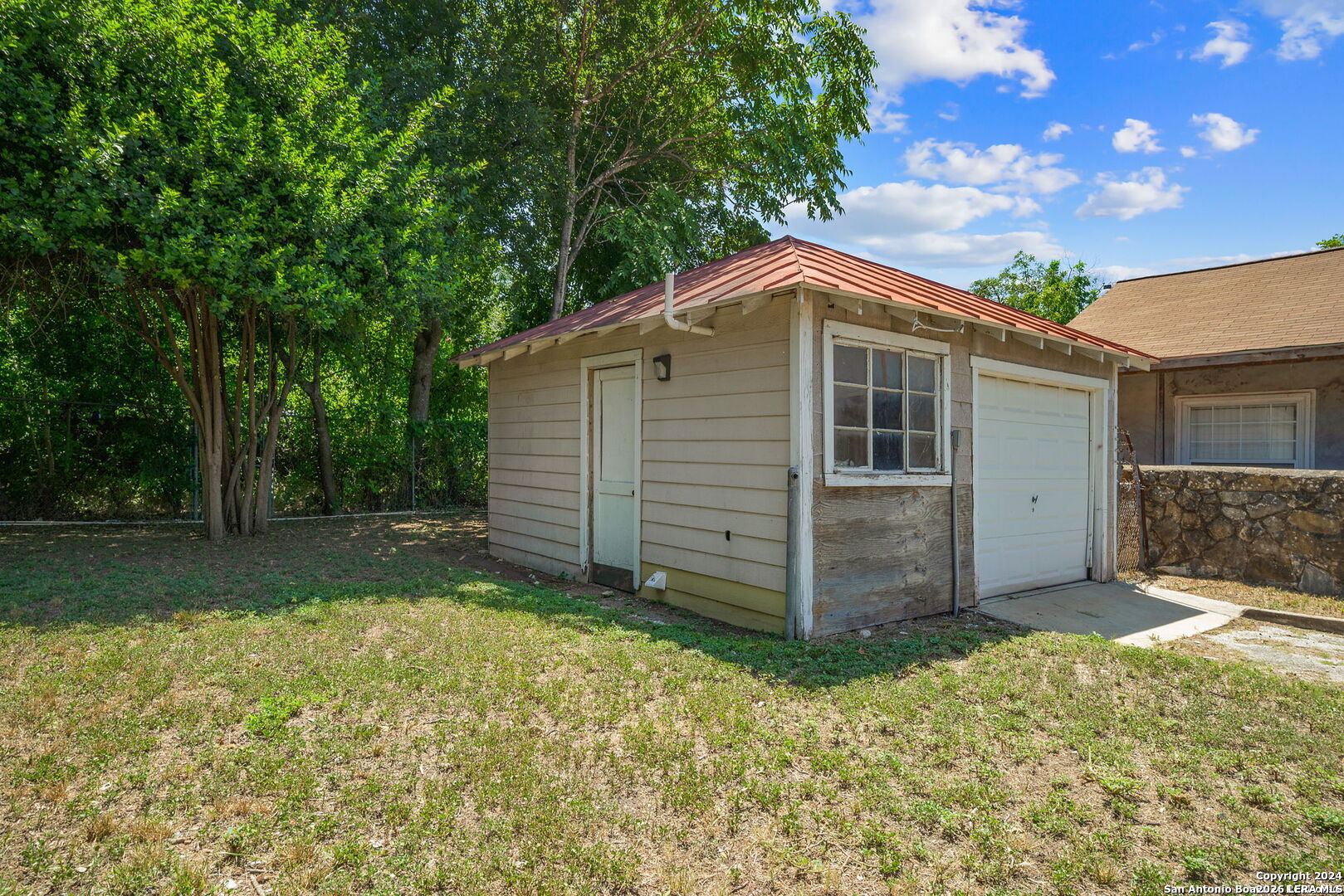 906 S Gevers Street San Antonio TX 78210
