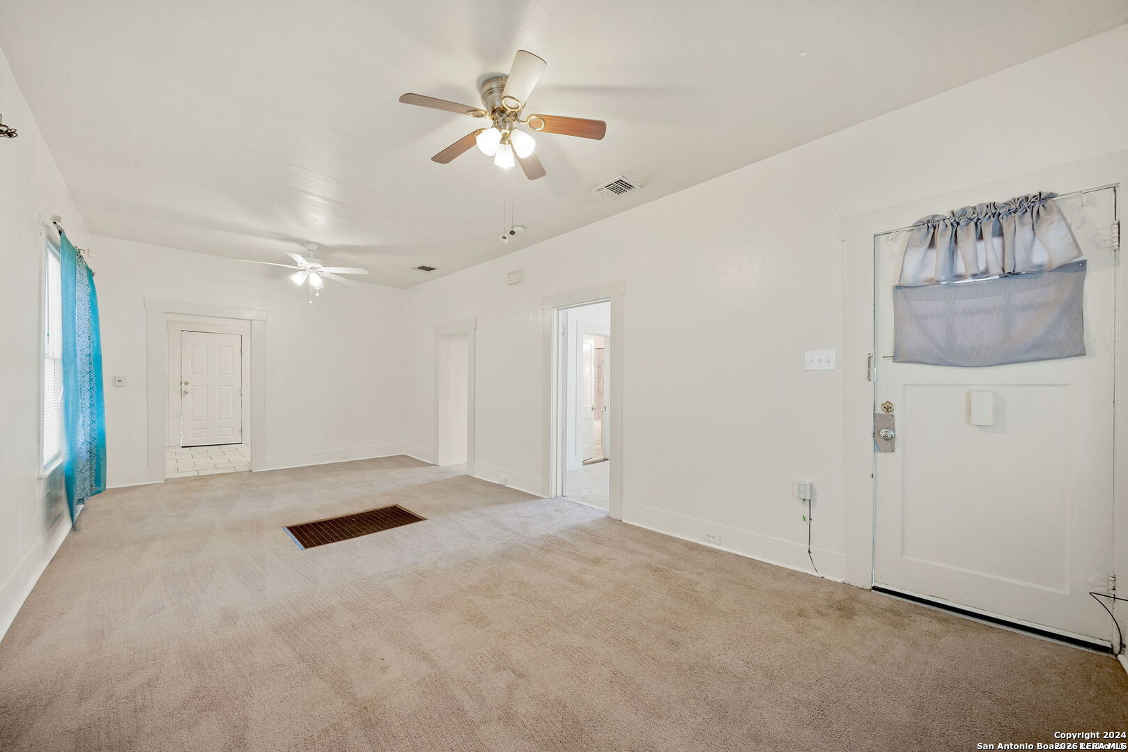 906 S Gevers Street San Antonio TX 78210