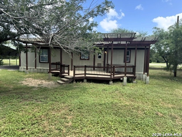 165 County Road 6751 Devine TX 78016
