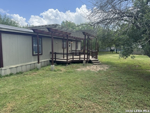 165 County Road 6751 Devine TX 78016