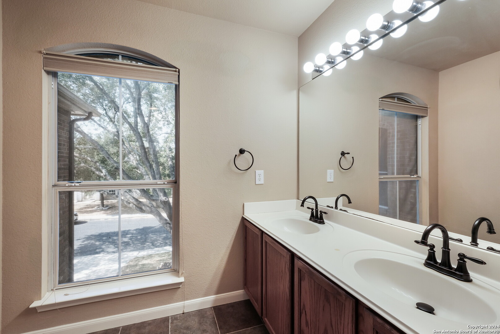 13611 Ashley Oaks San Antonio TX 78247