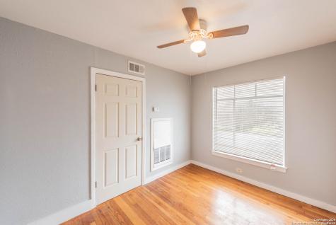 2331 Cincinnati Avenue San Antonio TX 78228