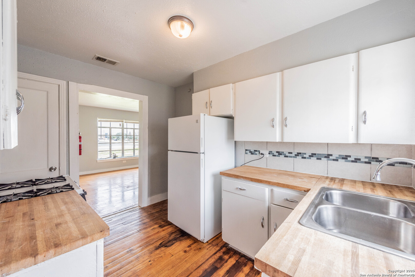 2331 Cincinnati Avenue San Antonio TX 78228