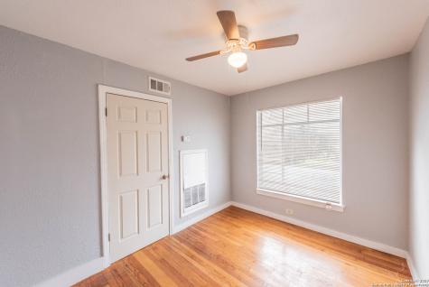 2331 Cincinnati Avenue San Antonio TX 78228