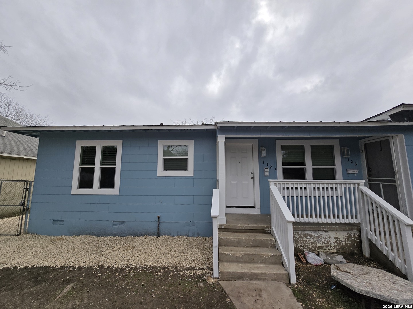 1124 Fenfield San Antonio TX 78211