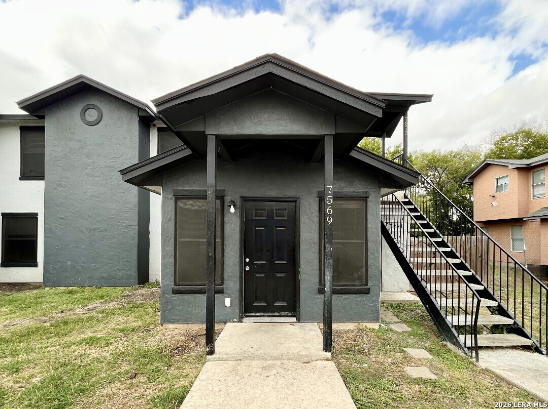 7569 Windsor Oaks San Antonio TX 78239