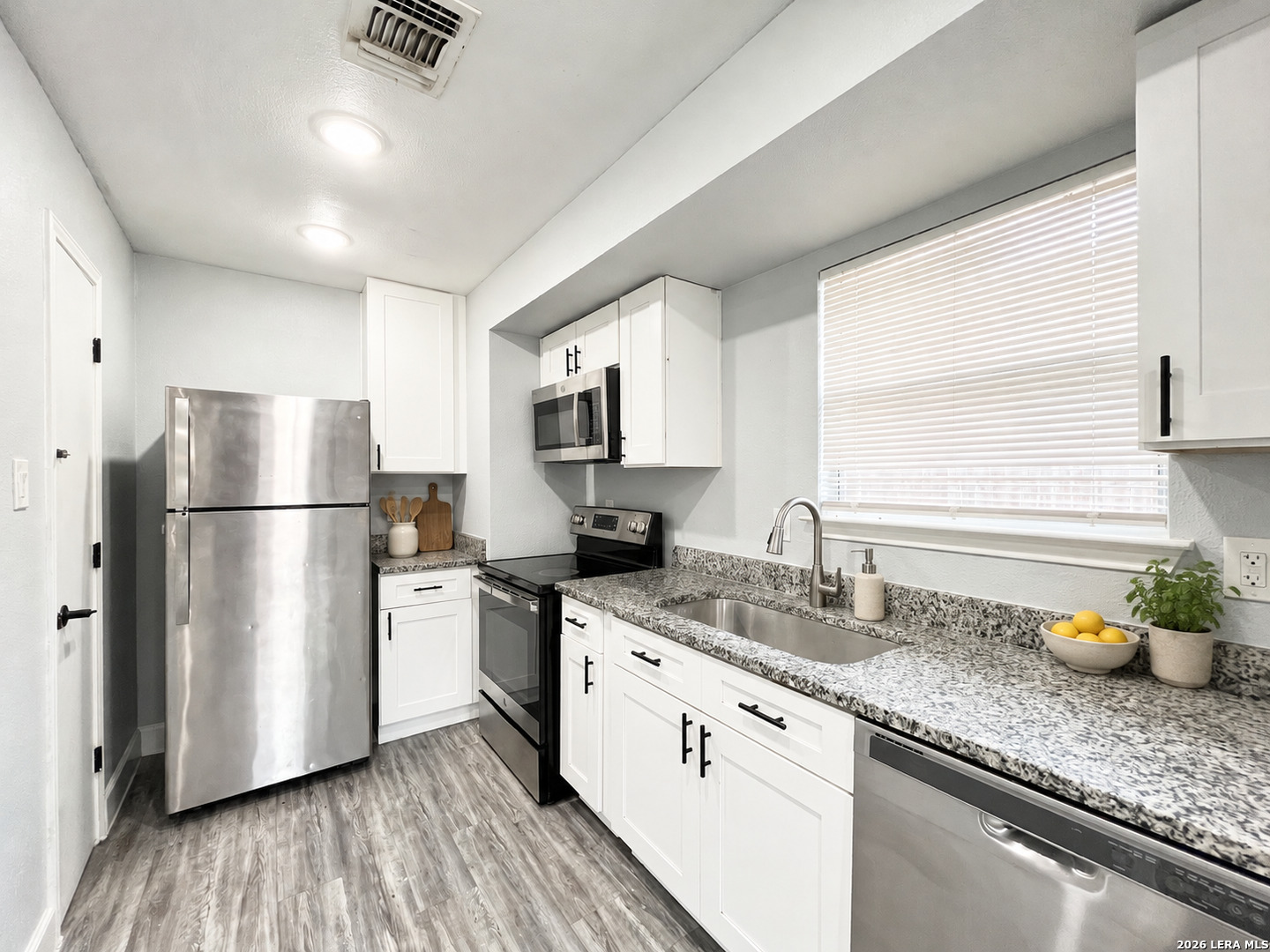 7569 Windsor Oaks San Antonio TX 78239