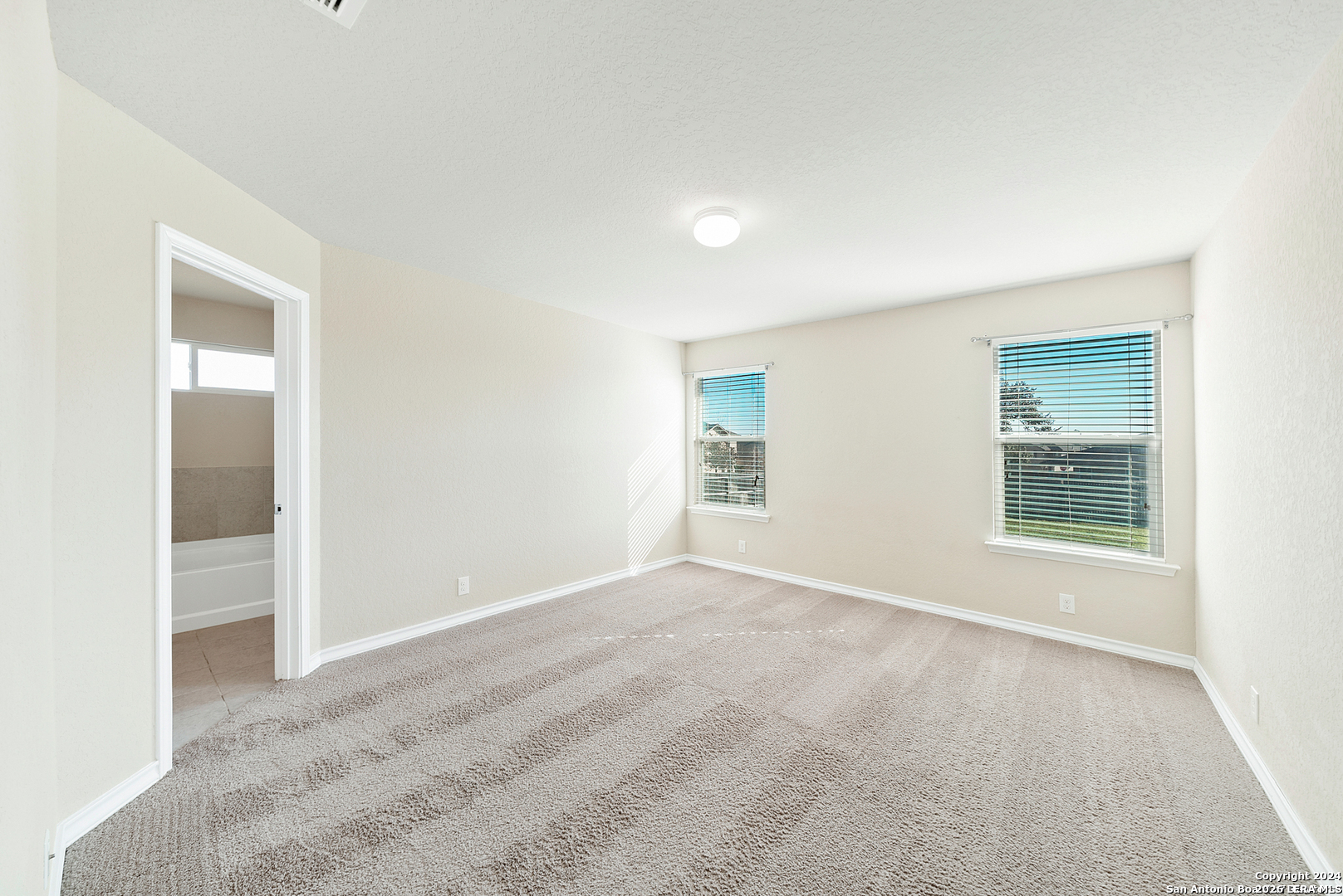 15502 Gray Catbird San Antonio TX 78253