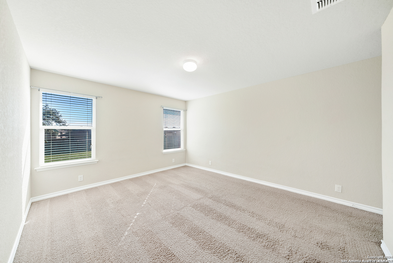 15502 Gray Catbird San Antonio TX 78253
