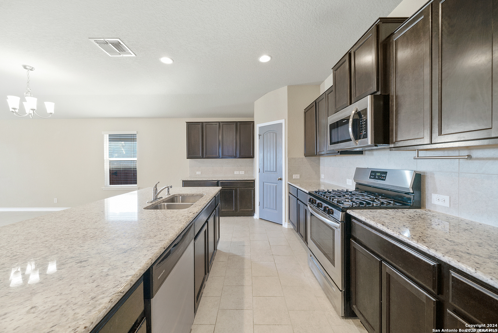 15502 Gray Catbird San Antonio TX 78253