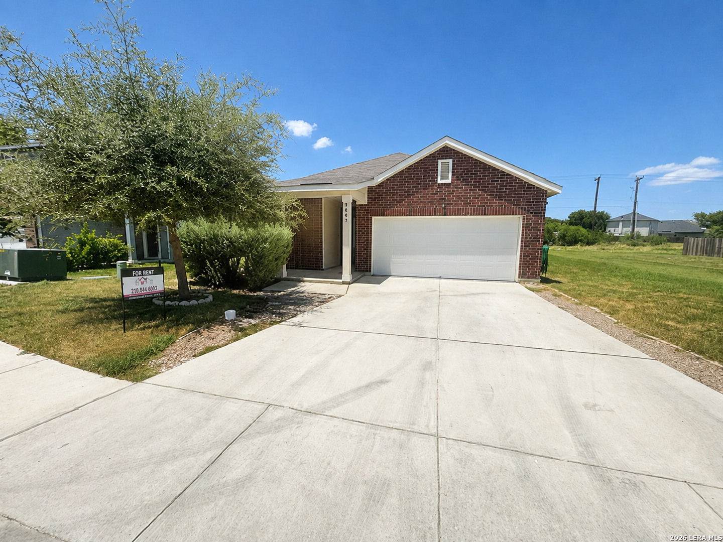 8607 Rock Meadow Converse TX 78109