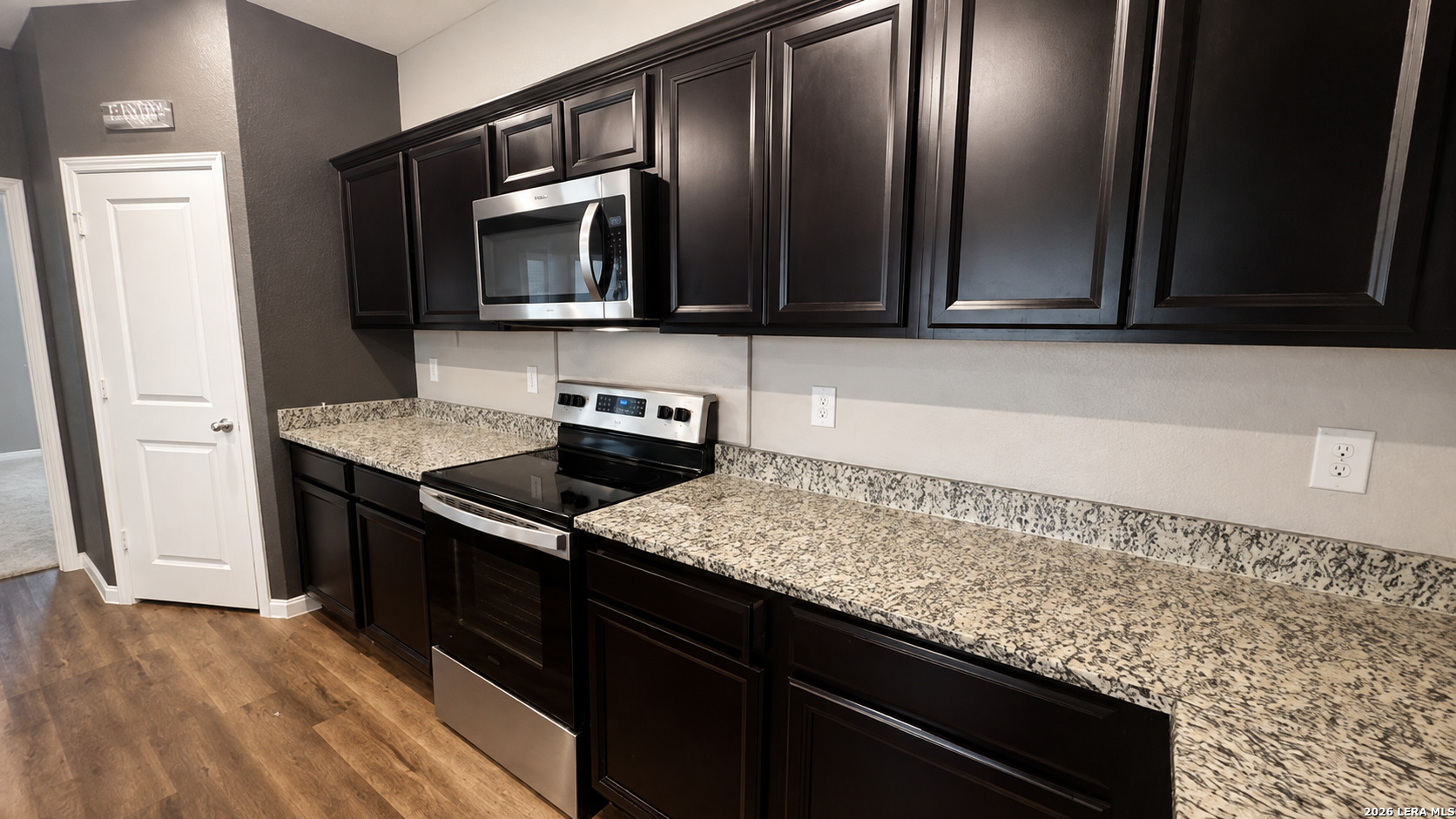 8607 Rock Meadow Converse TX 78109