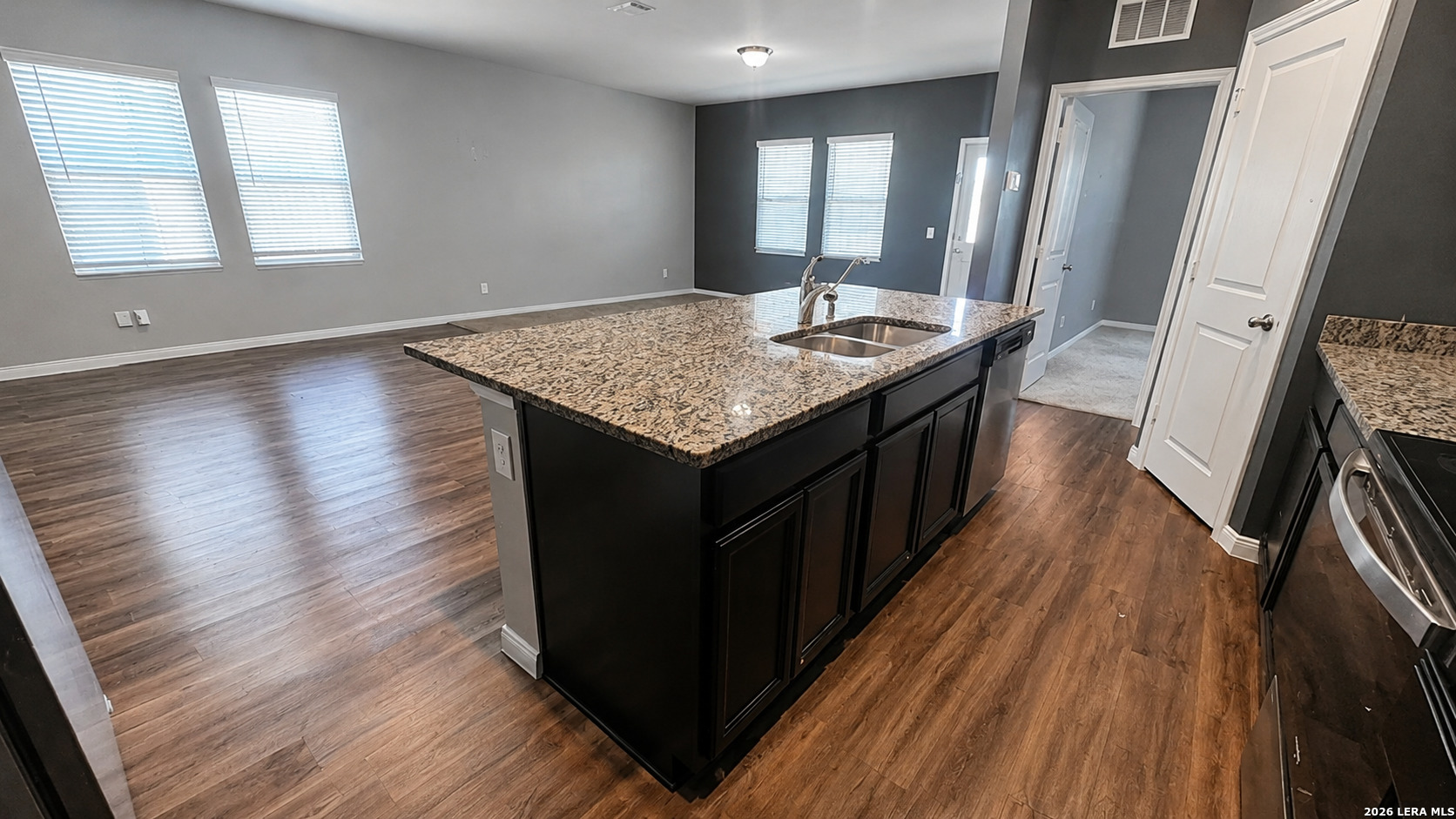 8607 Rock Meadow Converse TX 78109