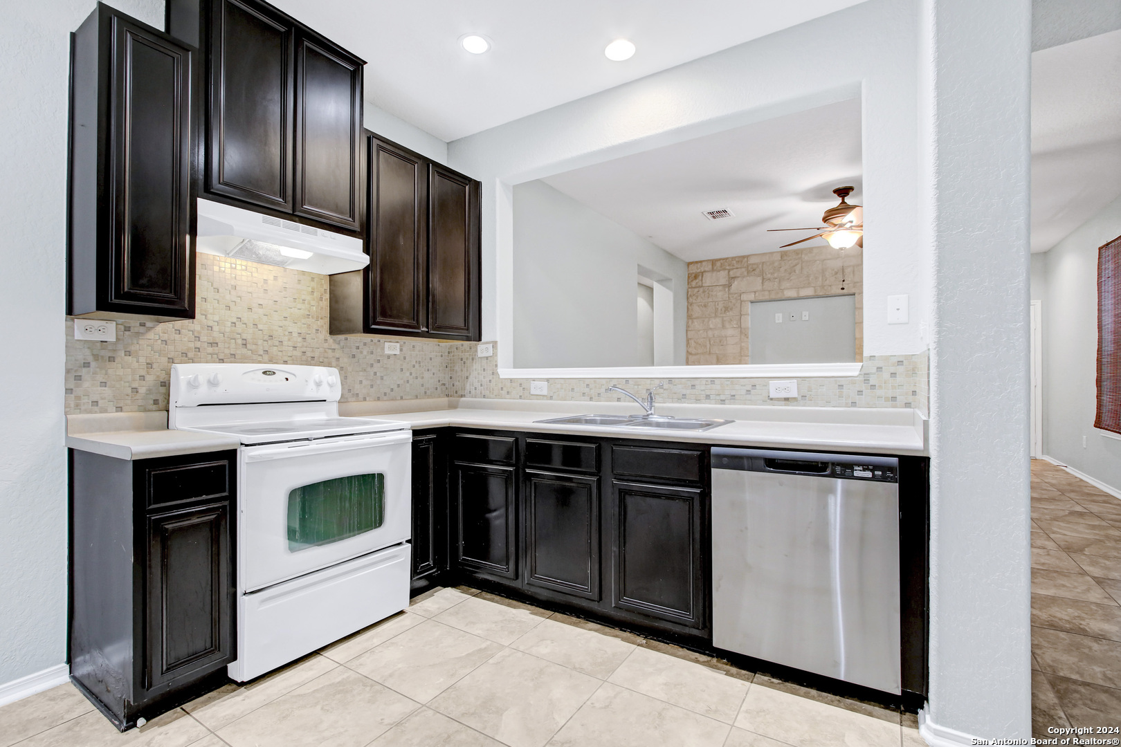 13303 Sun Sierra San Antonio TX 78245