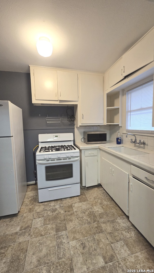 818 W Russell Place San Antonio TX 78212