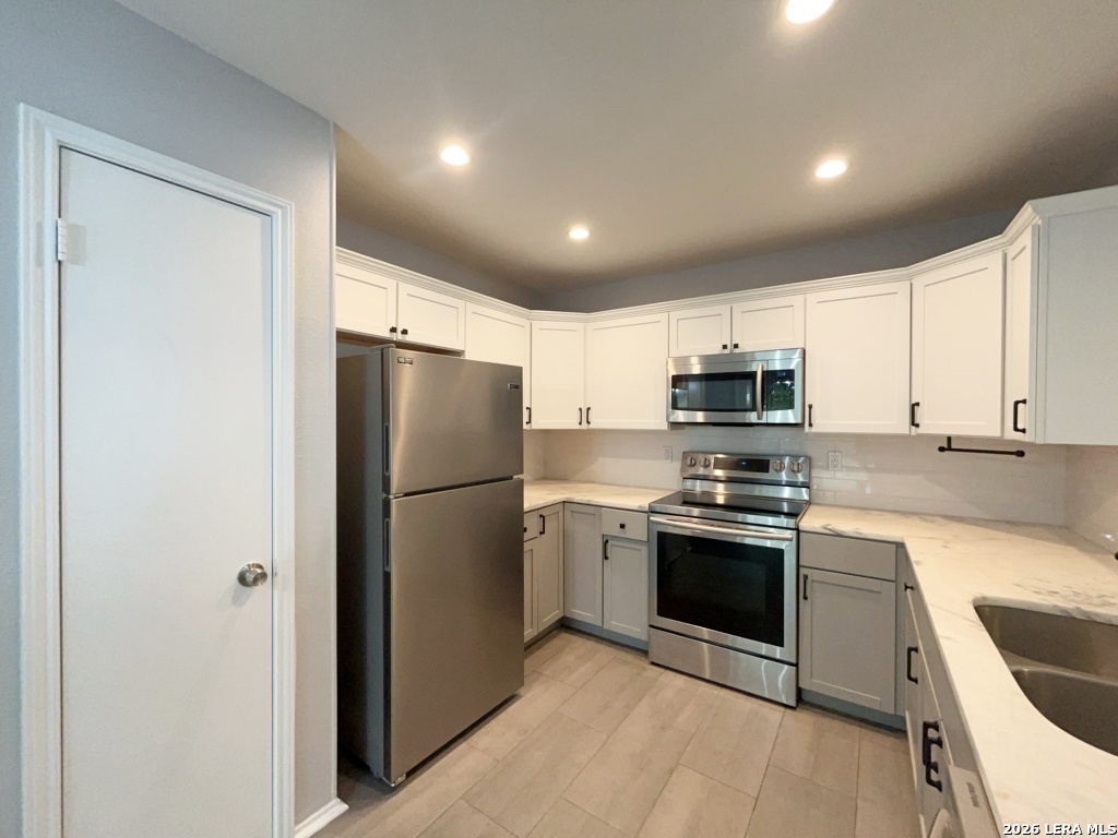 10150 Woodtrail San Antonio TX 78250