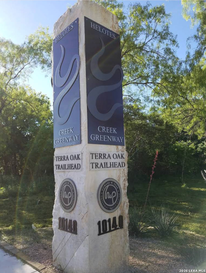 10150 Woodtrail San Antonio TX 78250