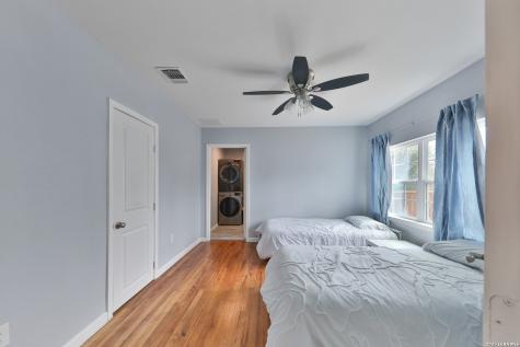 2006 Hays Street San Antonio TX 78202