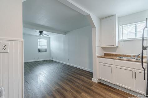 2407 South New Braunfels Avenue San Antonio TX 78210