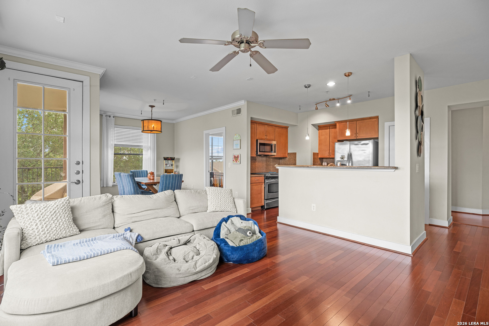 7342 Oak Manor San Antonio TX 78229