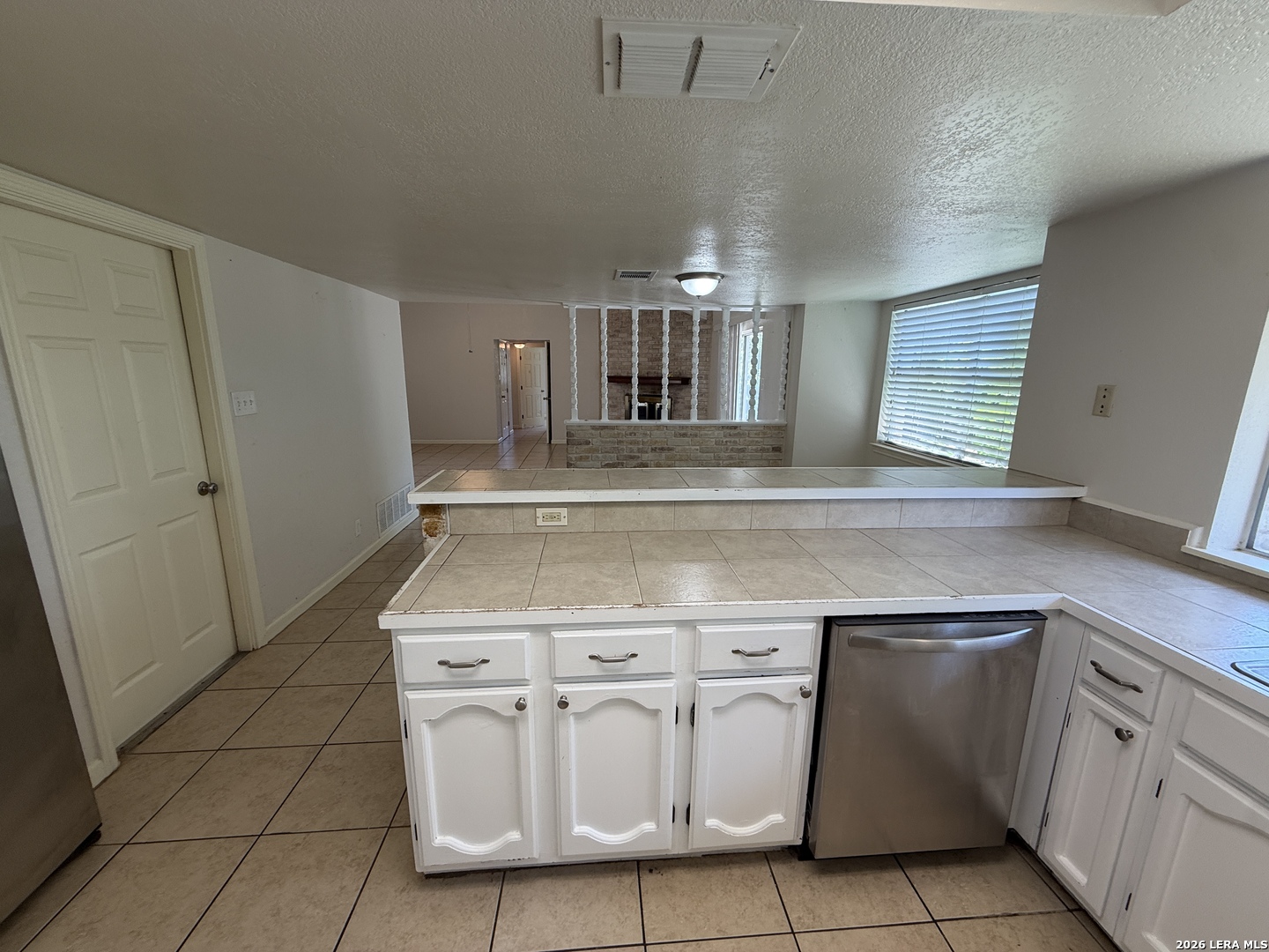 5802 Oak Country Way San Antonio TX 78247