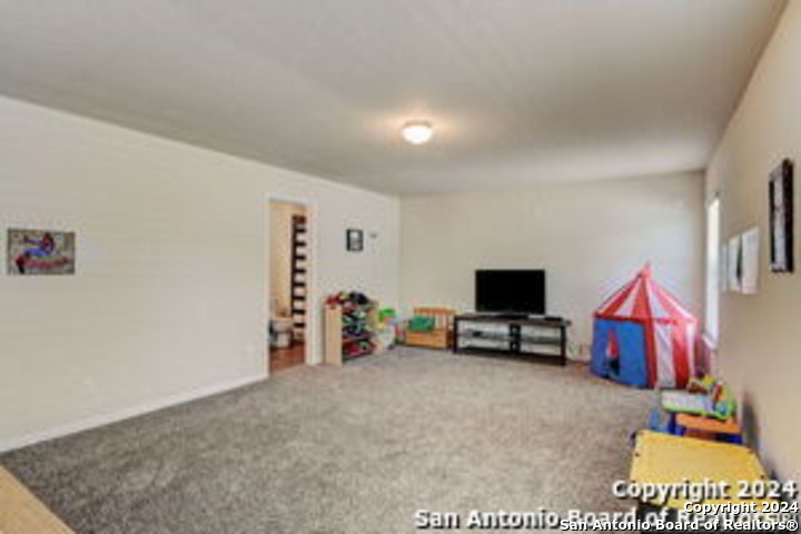 3929 Pease Park Converse TX 78109