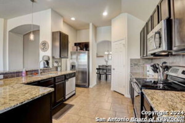 3929 Pease Park Converse TX 78109