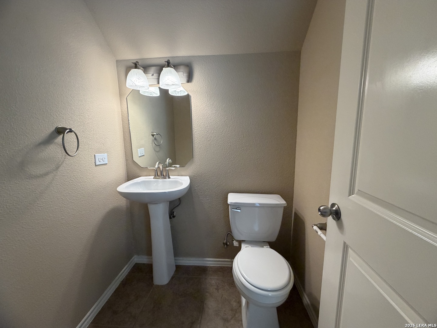 27039 Trinity Bend San Antonio TX 78261