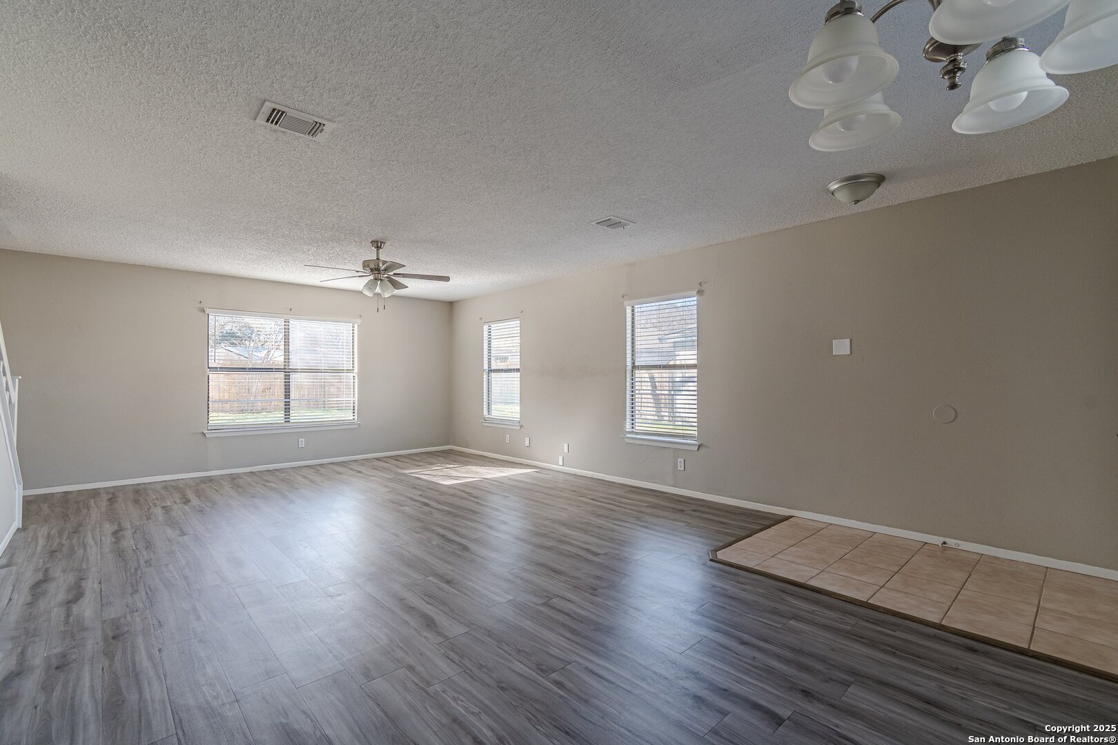 8211 Misty Cedar Drive Converse TX 78109