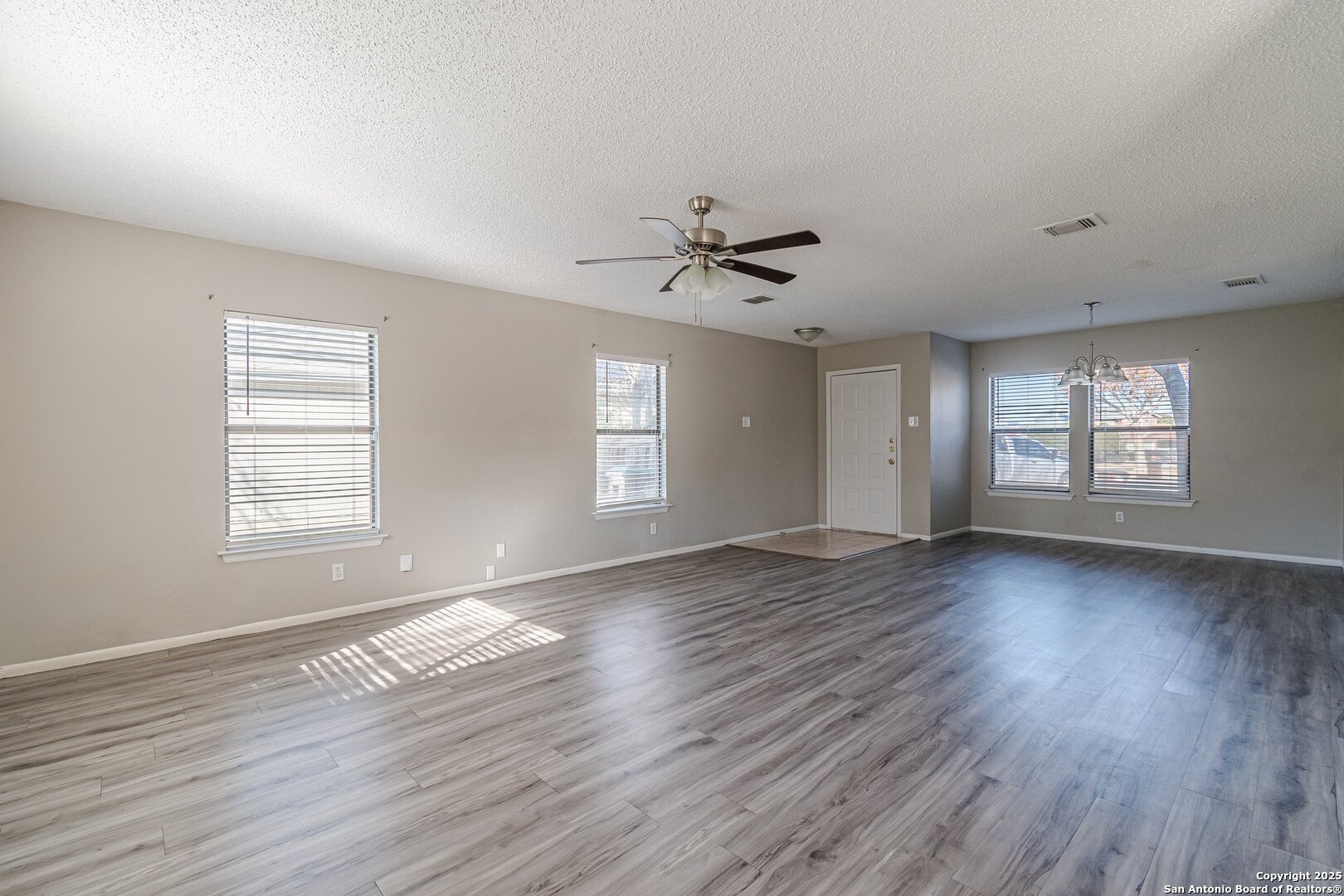 8211 Misty Cedar Drive Converse TX 78109