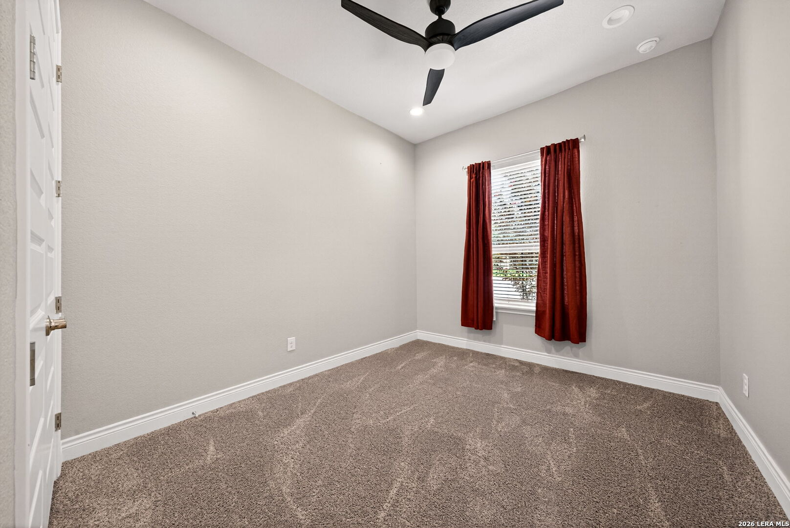 9012 Raven Pointe San Antonio TX 78255