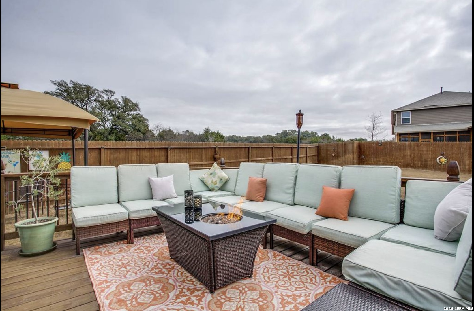 5938 Akin Elm San Antonio TX 78261