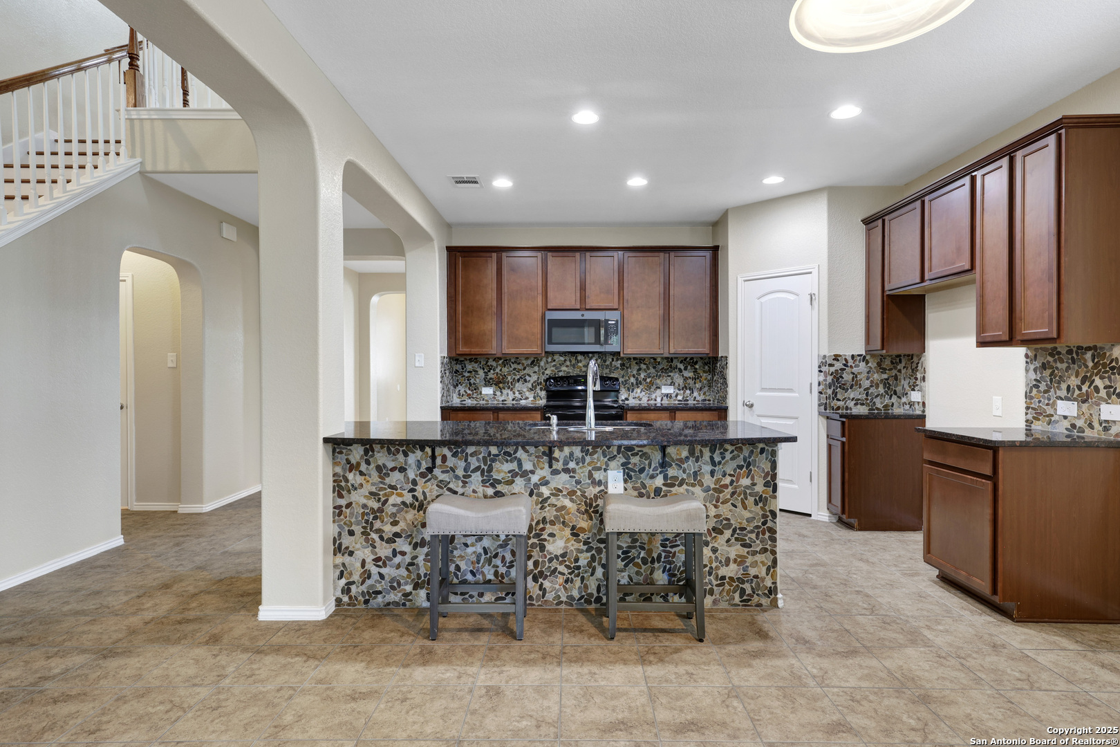 Converse TX 78109