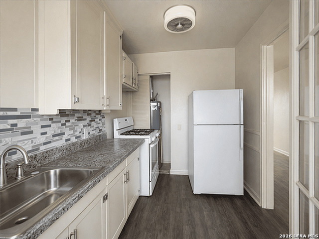 1511 W Woodlawn Avenue San Antonio TX 78201