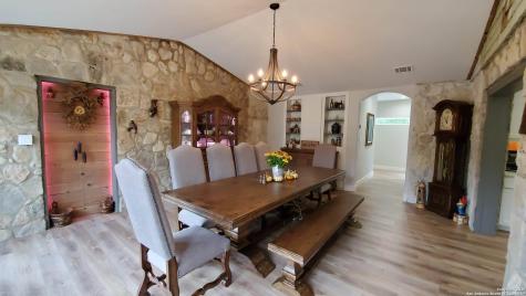9810 Park Drive Helotes TX 78023