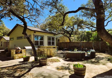 9810 Park Drive Helotes TX 78023