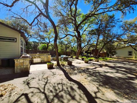 9810 Park Drive Helotes TX 78023