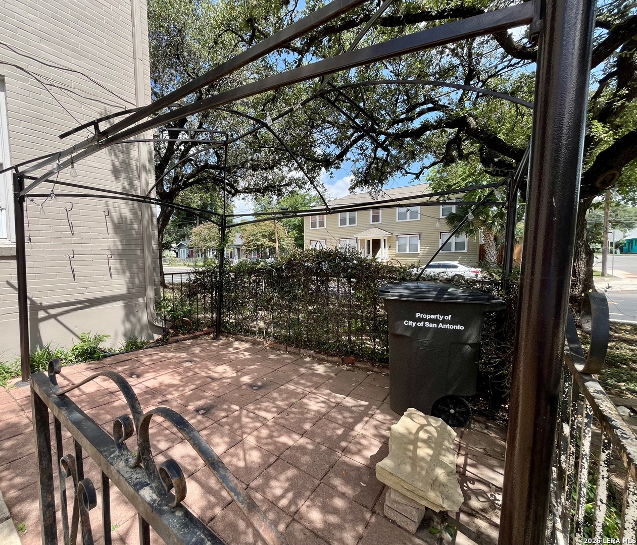 424 E Ashby Place San Antonio TX 78212