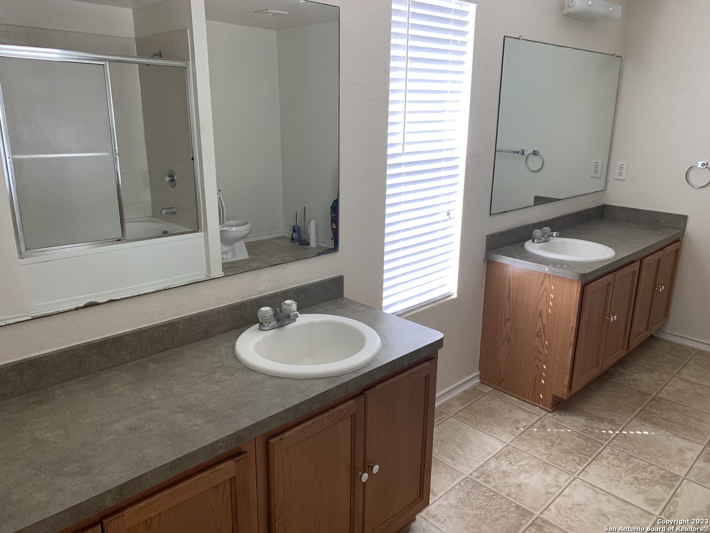 272 Hinge Chase Cibolo TX 78108