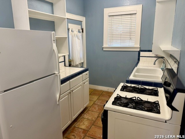 323 Carleton Court San Antonio TX 78212