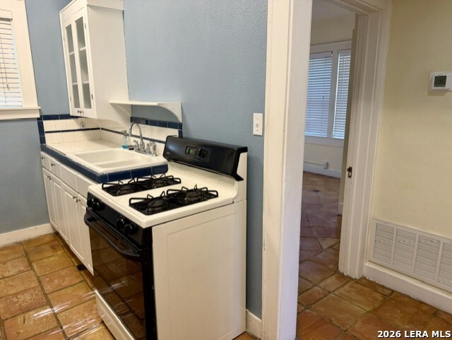 323 Carleton Court San Antonio TX 78212