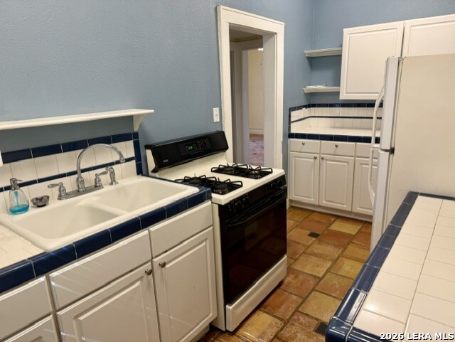 323 Carleton Court San Antonio TX 78212