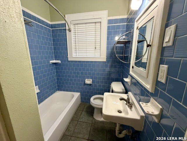 323 Carleton Court San Antonio TX 78212