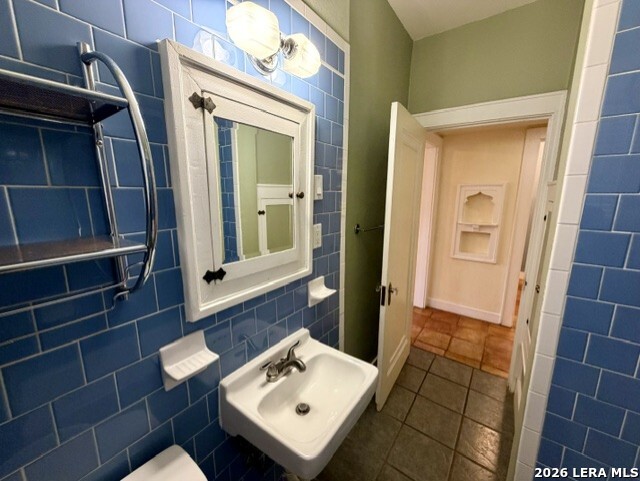 323 Carleton Court San Antonio TX 78212