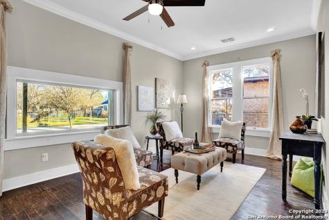 1013 N Palmetto San Antonio TX 78202