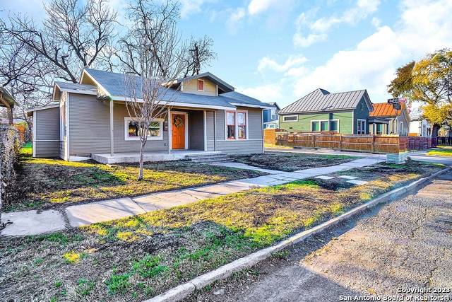 1013 N Palmetto San Antonio TX 78202