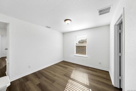 10115 Pearl Creek San Antonio TX 78245