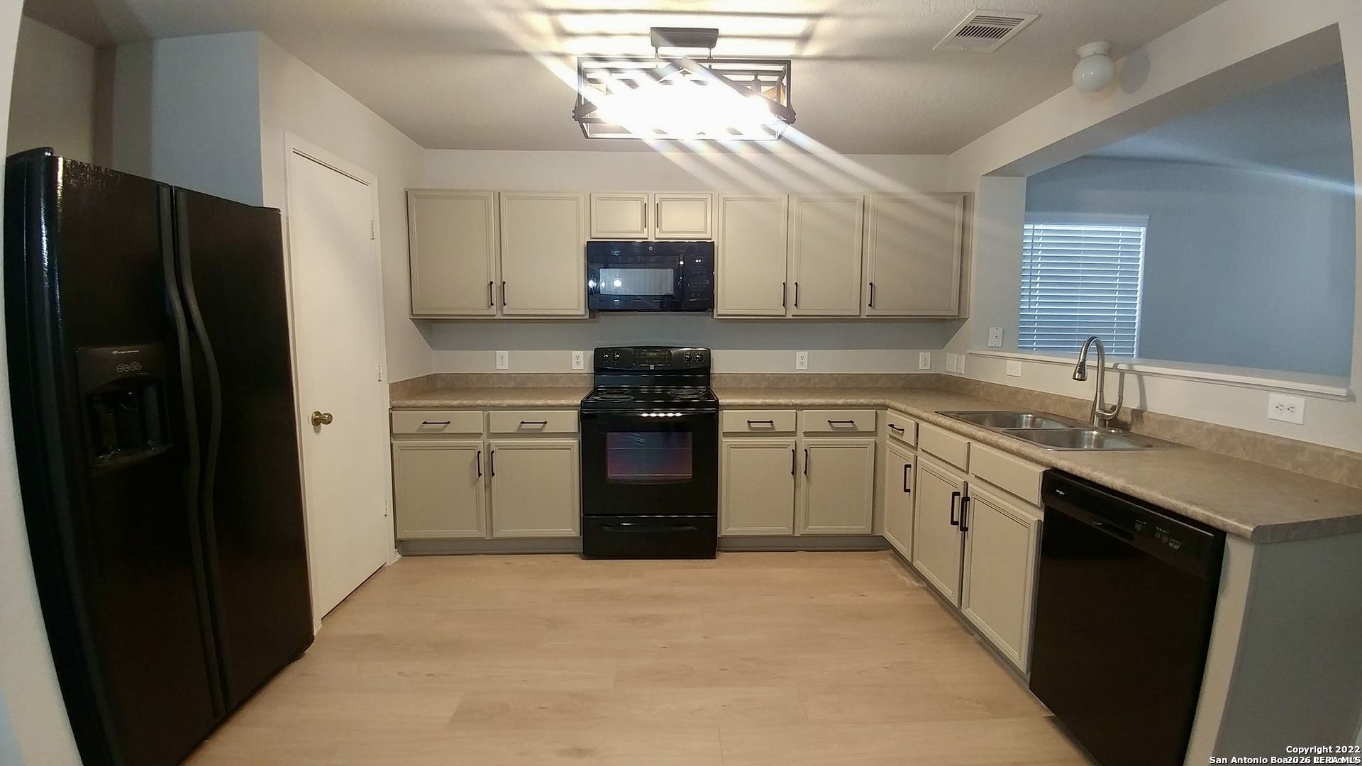 146 Cindy Lou Drive San Antonio TX 78249